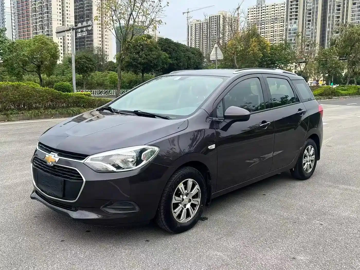 Chevrolet Aveo RV 2016 1.5L Automatic Comfortline Edition — миниатюра 1
