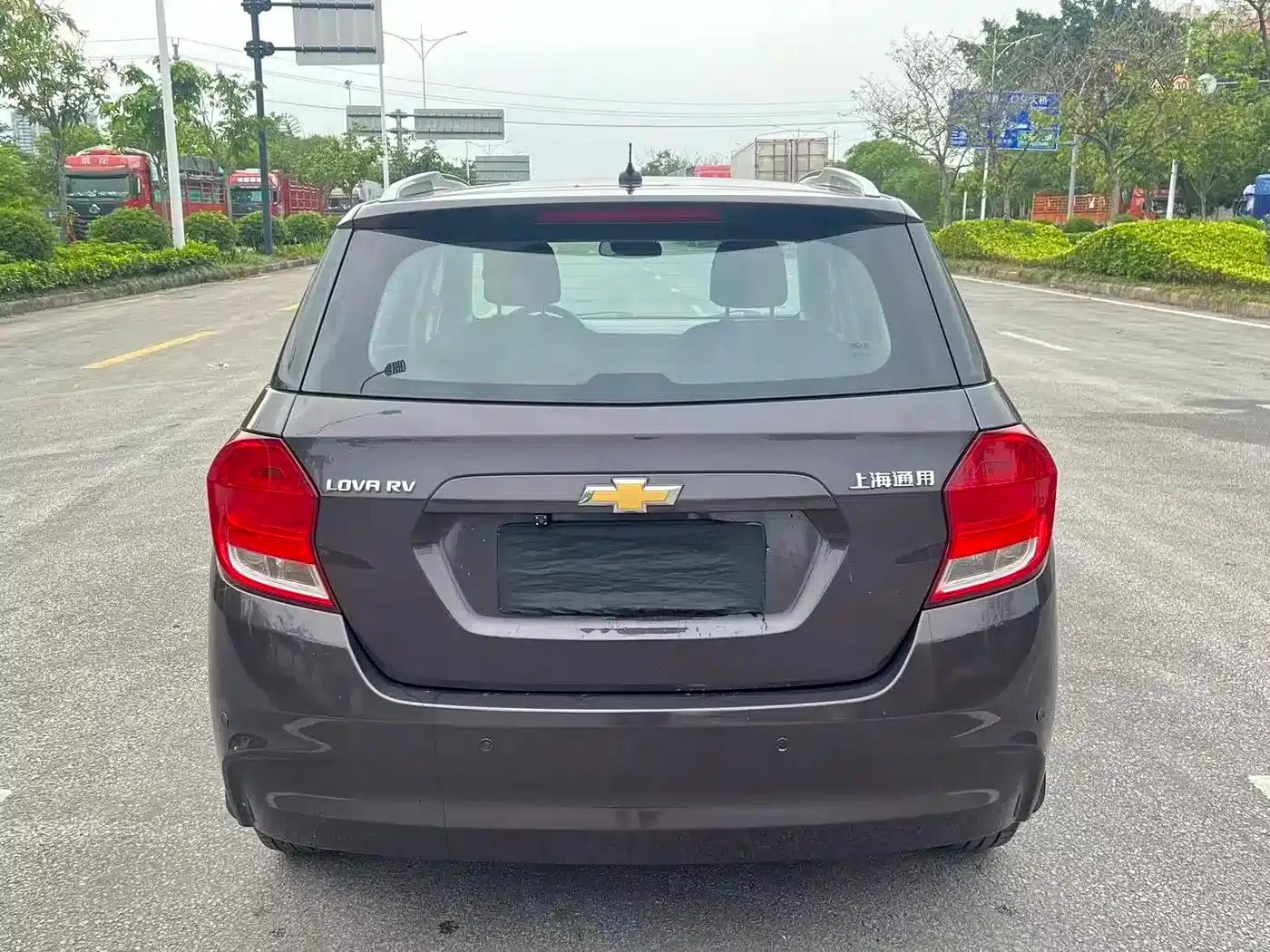 Chevrolet Aveo RV 2016 1.5L Automatic Comfortline Edition — миниатюра 7