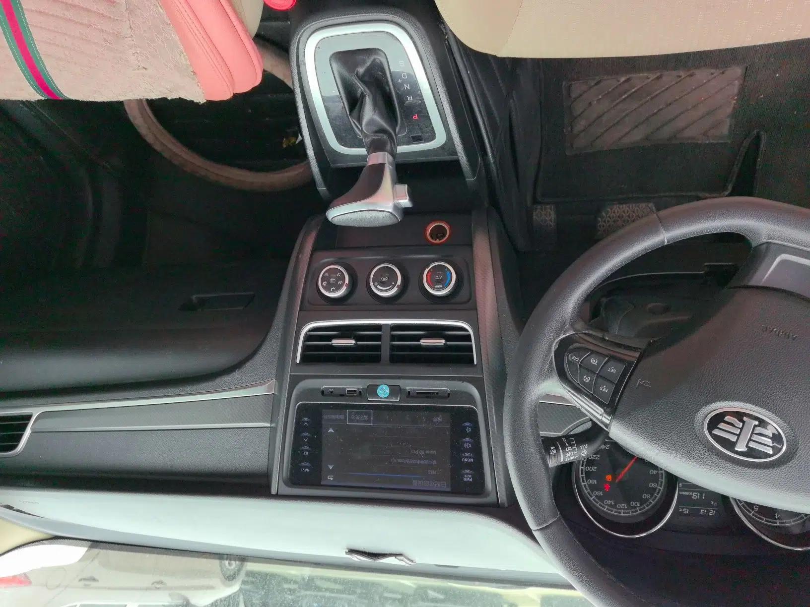 Bestune B30 2016 1.6L Automatic Luxury Model — миниатюра 14