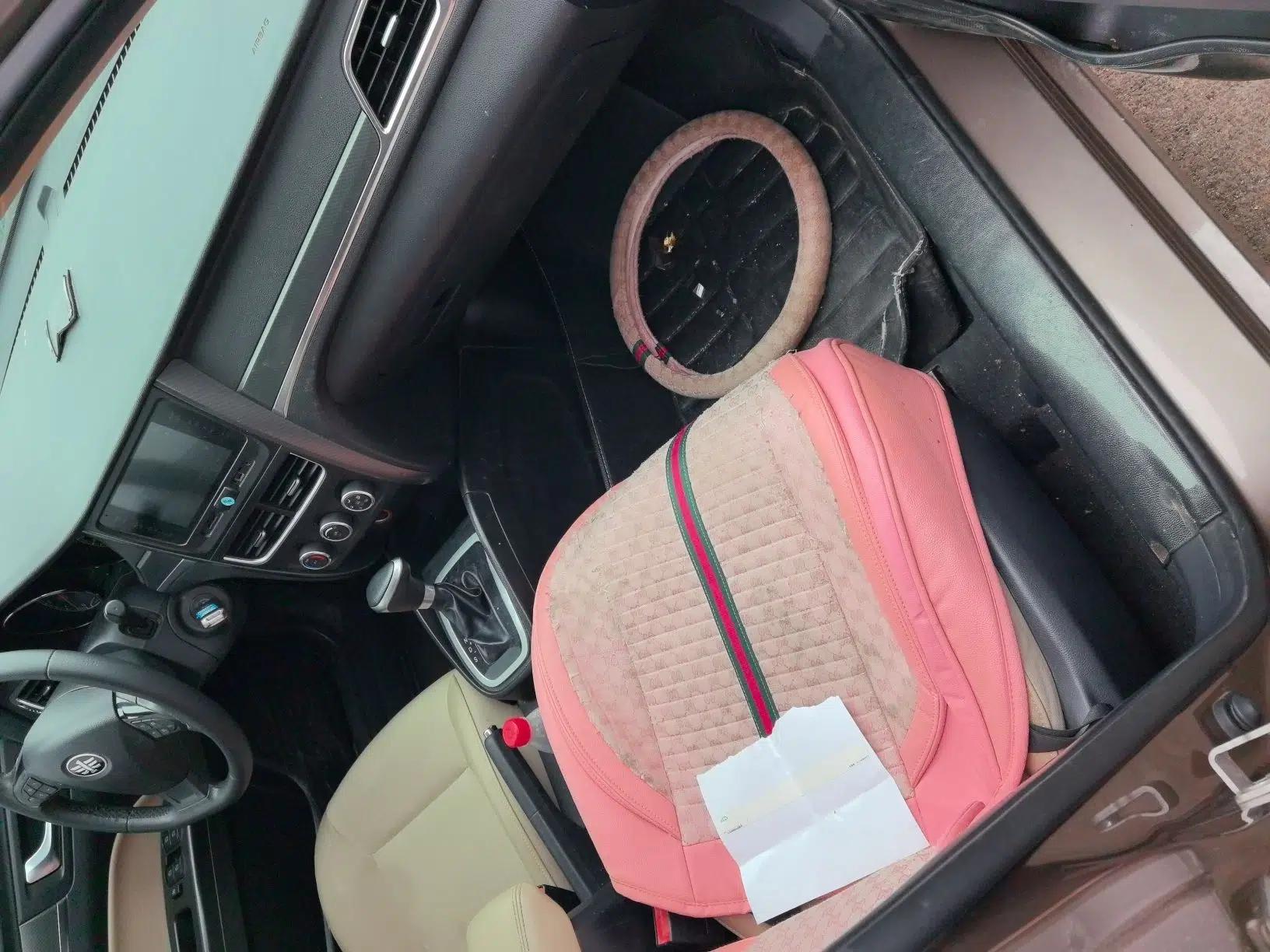 Bestune B30 2016 1.6L Automatic Luxury Model — миниатюра 7