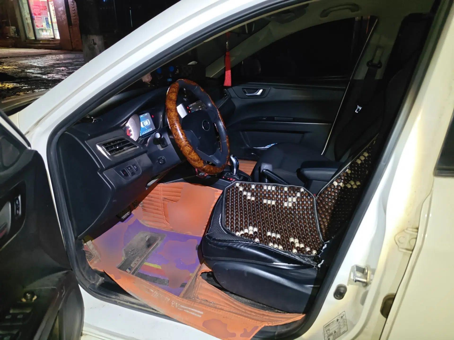 Bestune B30EV 2019 EV400 — миниатюра 17