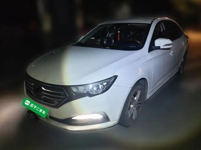 Bestune B30EV 2019 EV400