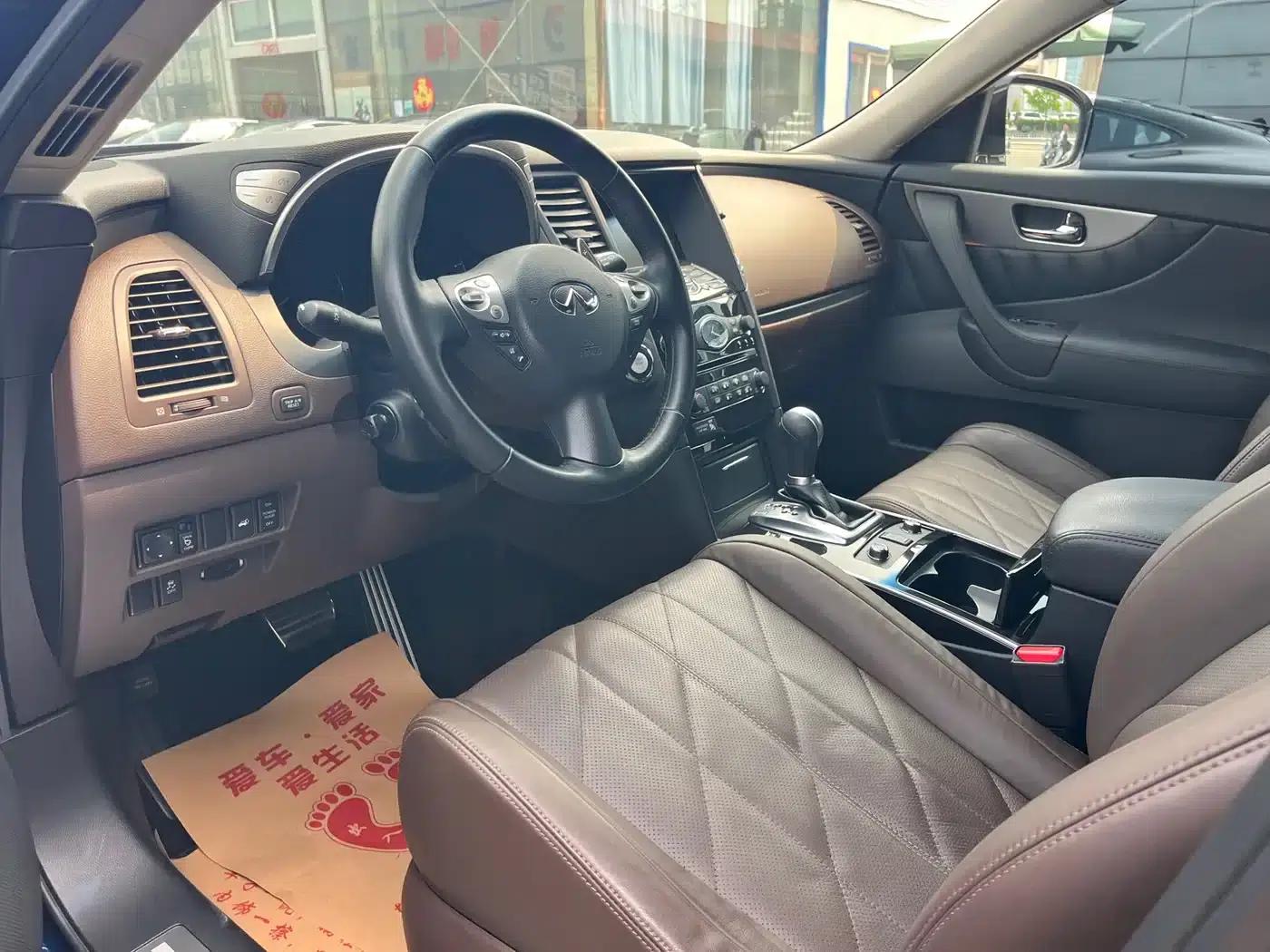 Infiniti FX 2013 FX37 Beyond Upgrade Edition — миниатюра 4