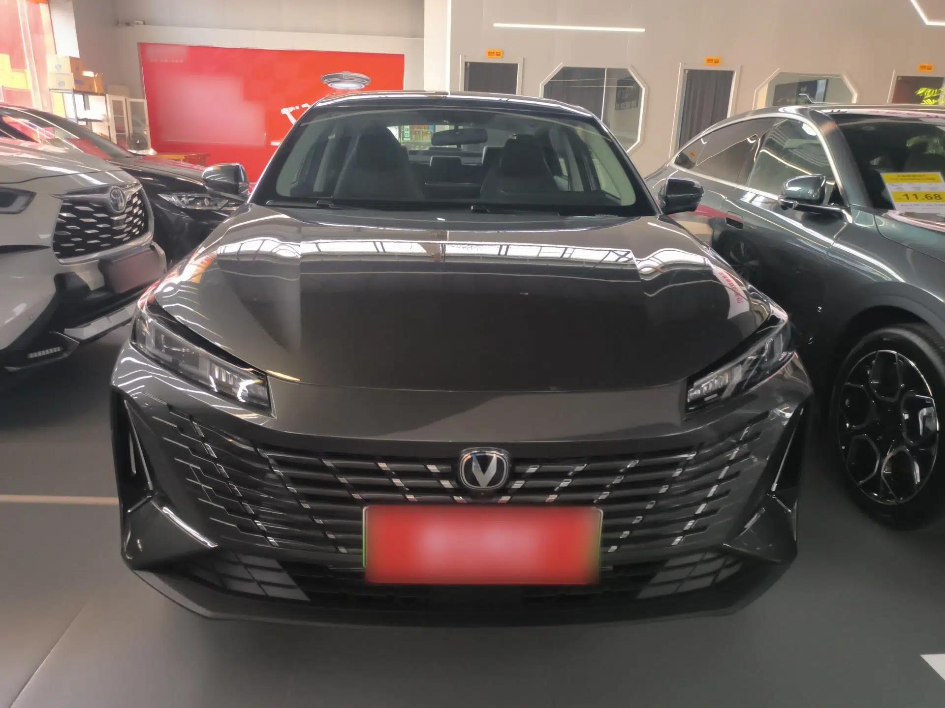 CHANGAN Eado PHEV 2025 Smart New Blue Whale 145KM Battleship Edition — миниатюра 2