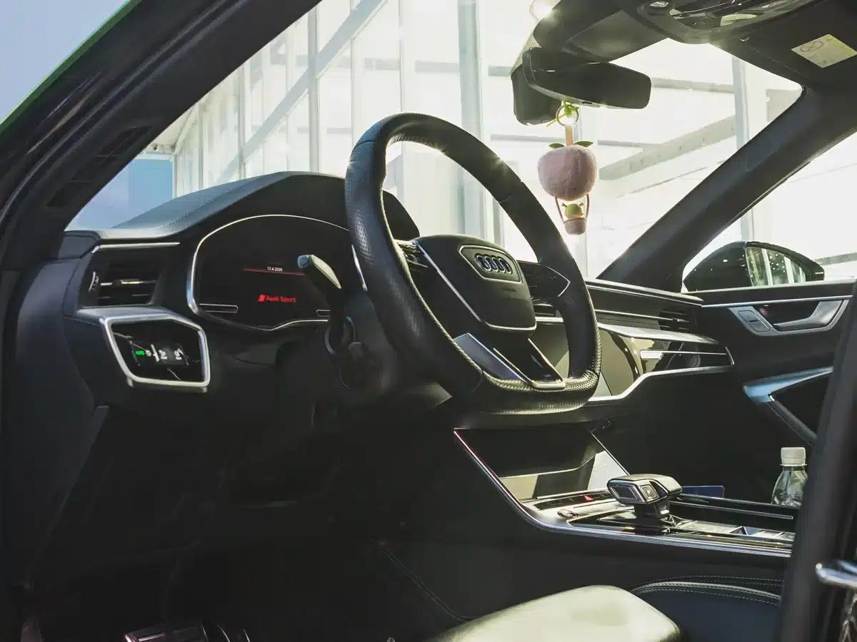 2022 Audi RS 6 RS 6 4.0T Avant — миниатюра 4