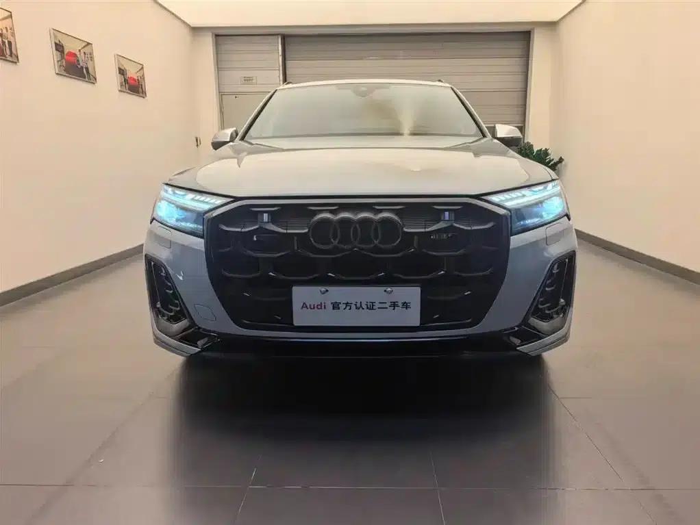 Audi SQ7 2024 4.0 TFSI — миниатюра 2
