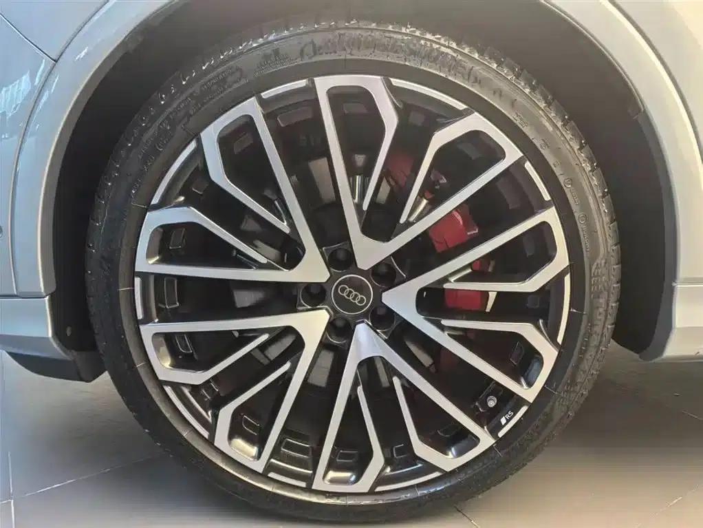 Audi SQ7 2024 4.0 TFSI — миниатюра 16