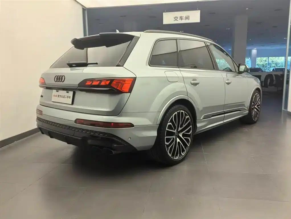 Audi SQ7 2024 4.0 TFSI — миниатюра 4