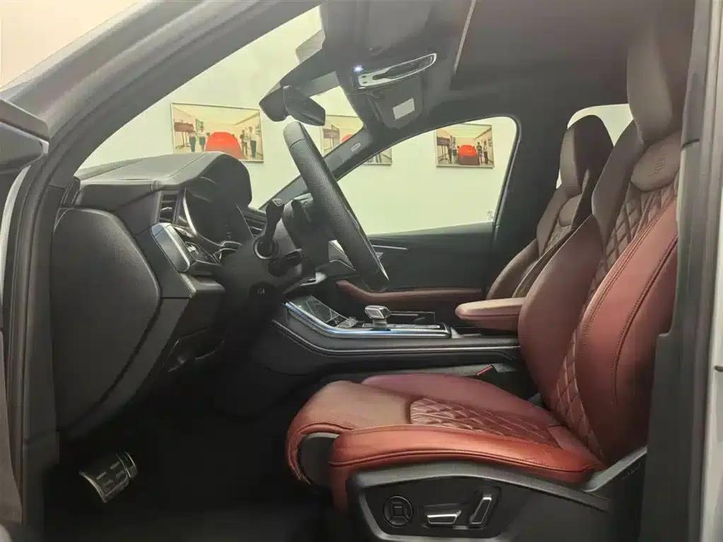 Audi SQ7 2024 4.0 TFSI — миниатюра 9