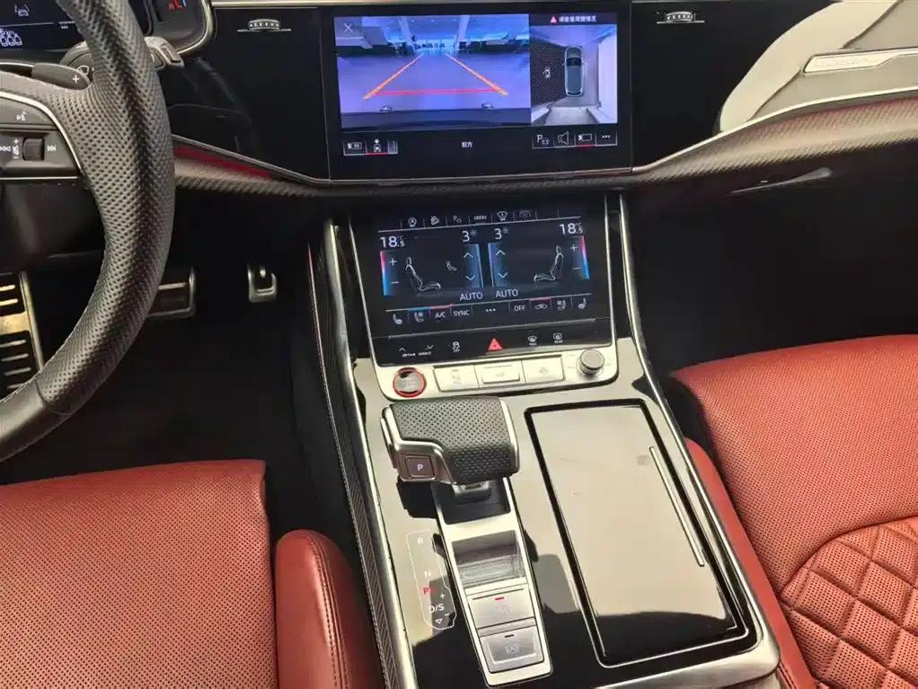 Audi SQ7 2024 4.0 TFSI — миниатюра 10