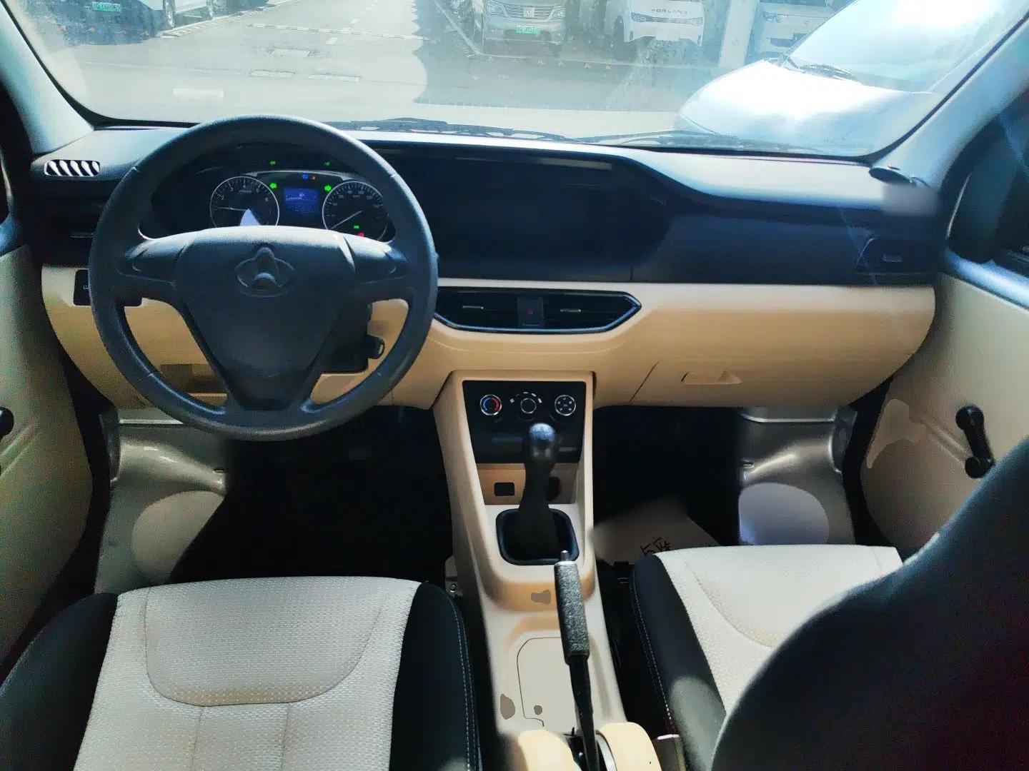 CHANGAN KUAYUE Xing V3 2023 1.5L Gasoline Comfort Edition 5-Seat Passenger Vehicle — миниатюра 13
