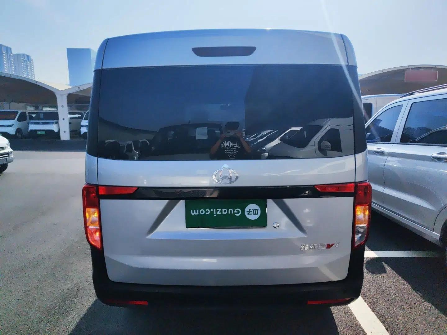 CHANGAN KUAYUE Xing V3 2023 1.5L Gasoline Comfort Edition 5-Seat Passenger Vehicle — миниатюра 5
