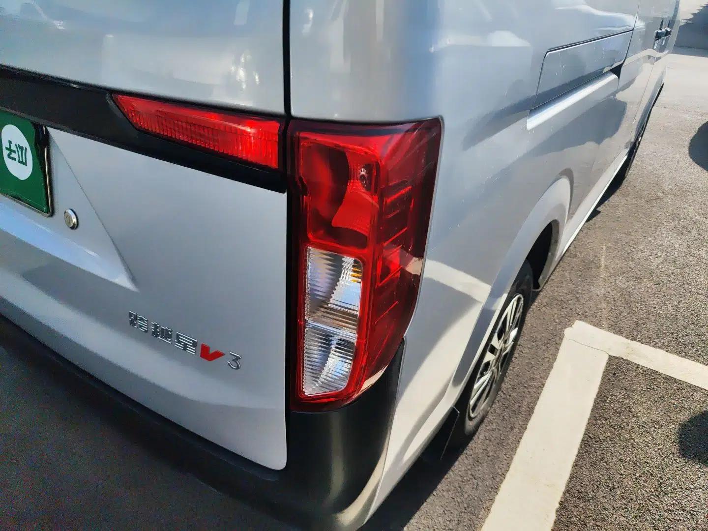 CHANGAN KUAYUE Xing V3 2023 1.5L Gasoline Comfort Edition 5-Seat Passenger Vehicle — миниатюра 7