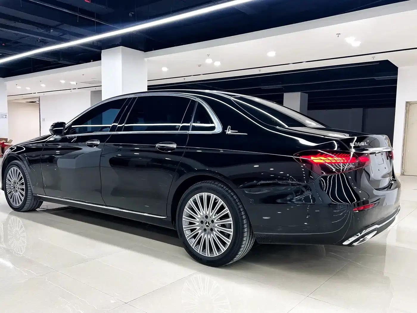 2021 Mercedes-Benz E-Class E 300 L Luxury — миниатюра 8