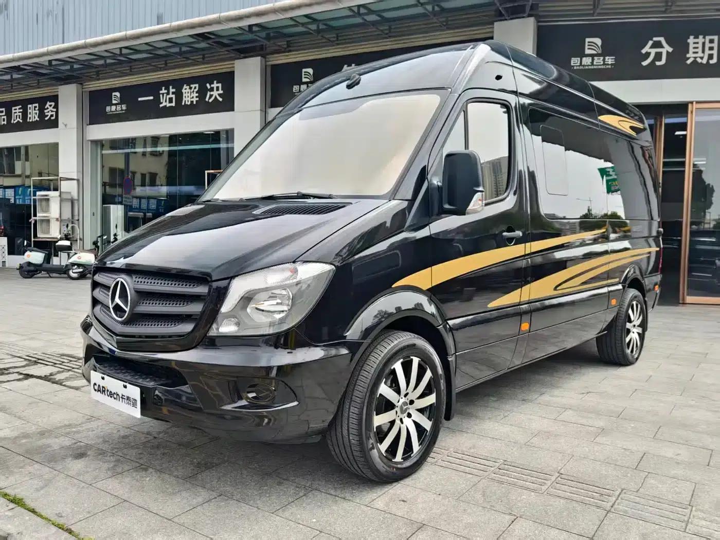 2019 Sprinter 3.5L Automatic — миниатюра 1