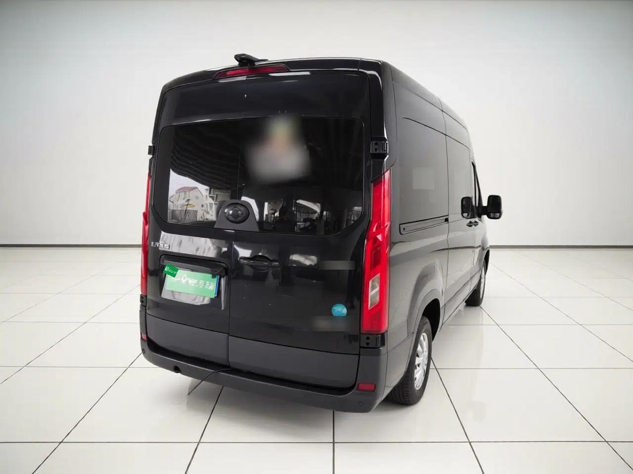 SAIC MAXUS Xintu V90 2022 2.0T Automatic Zhiyun King Rear-Drive Long Wheelbase High-Roof Design with Single Rear Tire—6/7 Seater — миниатюра 6