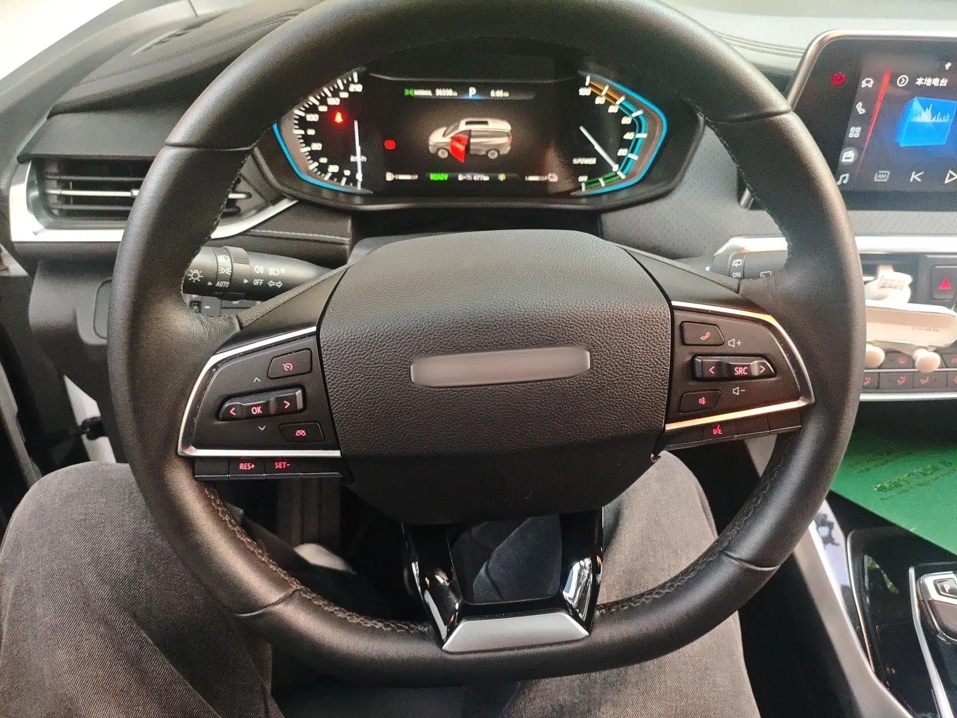SAIC MAXUS EUNIQ 5 2020 1.3T PLUG-IN Elite Edition — миниатюра 11