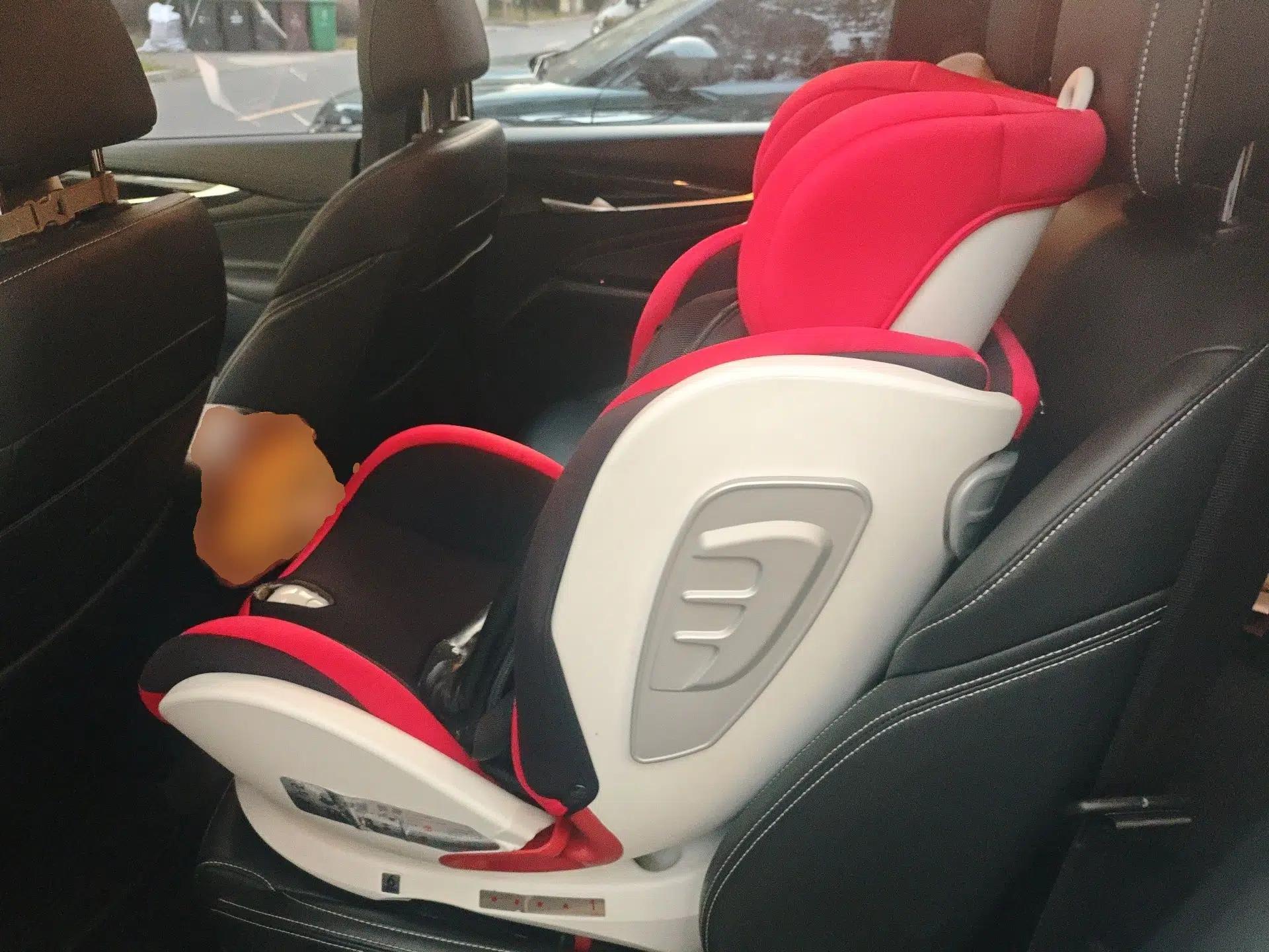 SAIC MAXUS EUNIQ 5 2020 1.3T PLUG-IN Elite Edition — миниатюра 18