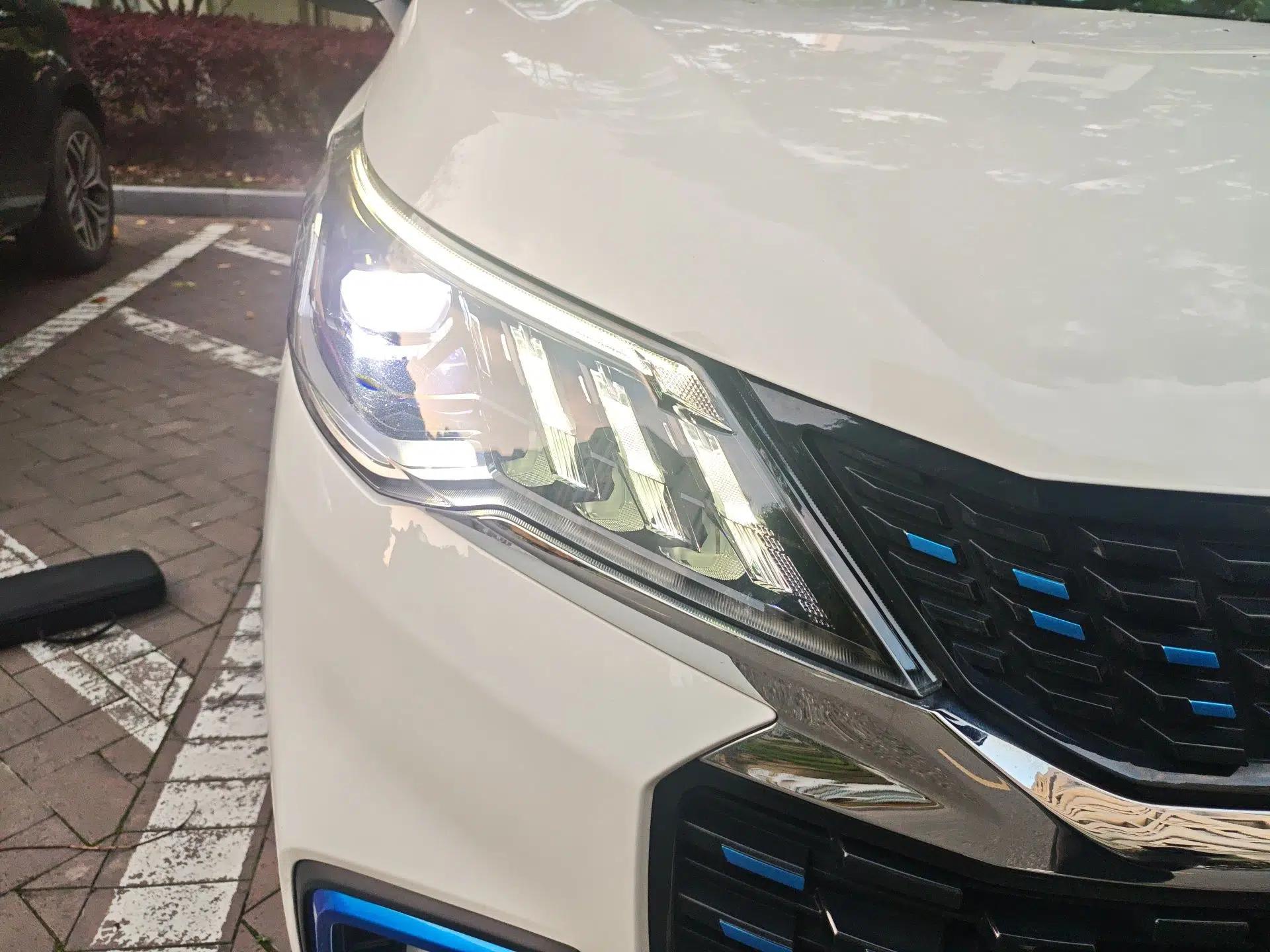 SAIC MAXUS EUNIQ 5 2020 1.3T PLUG-IN Elite Edition — миниатюра 7