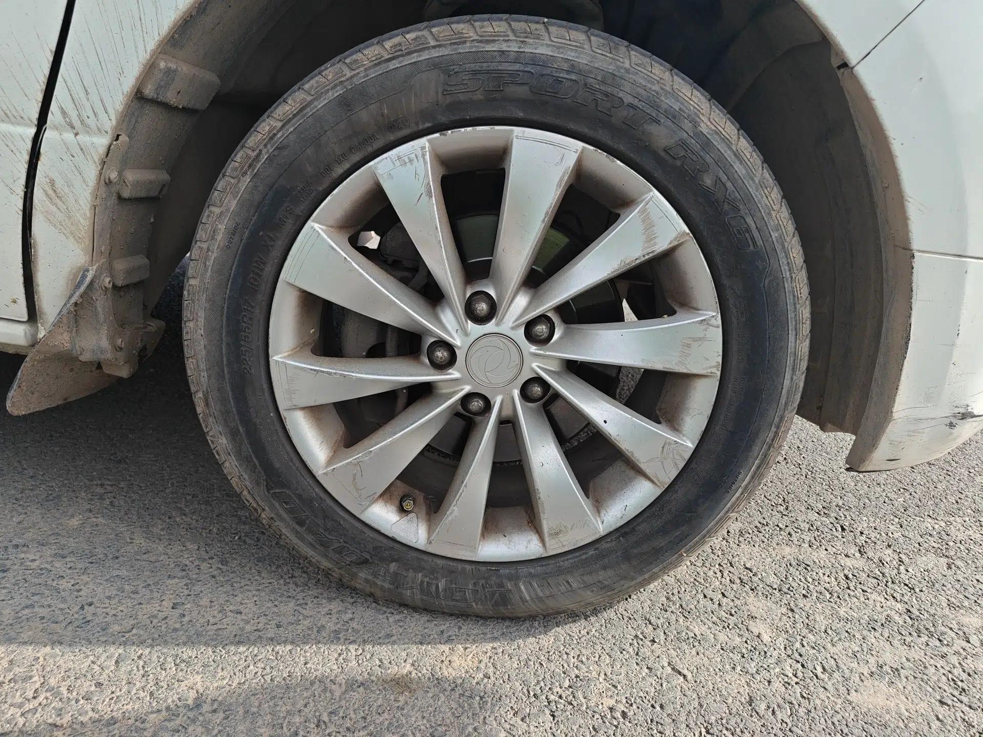 FORTHING CM7 2014 2.4L Manual Executive Model — миниатюра 8