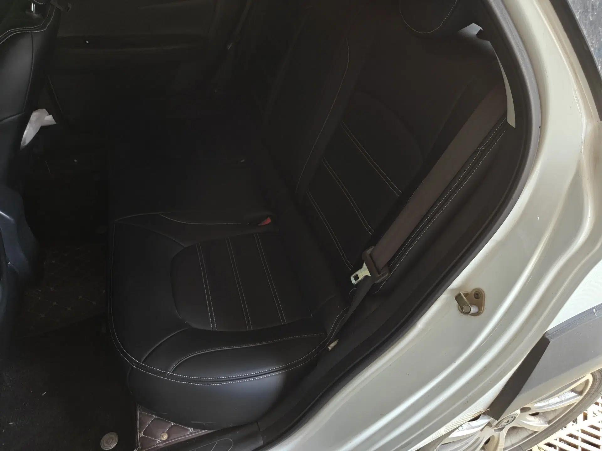 Dongfeng Aeolus H30 2014 CROSS 1.5L Automatic Zunyi Model — миниатюра 18