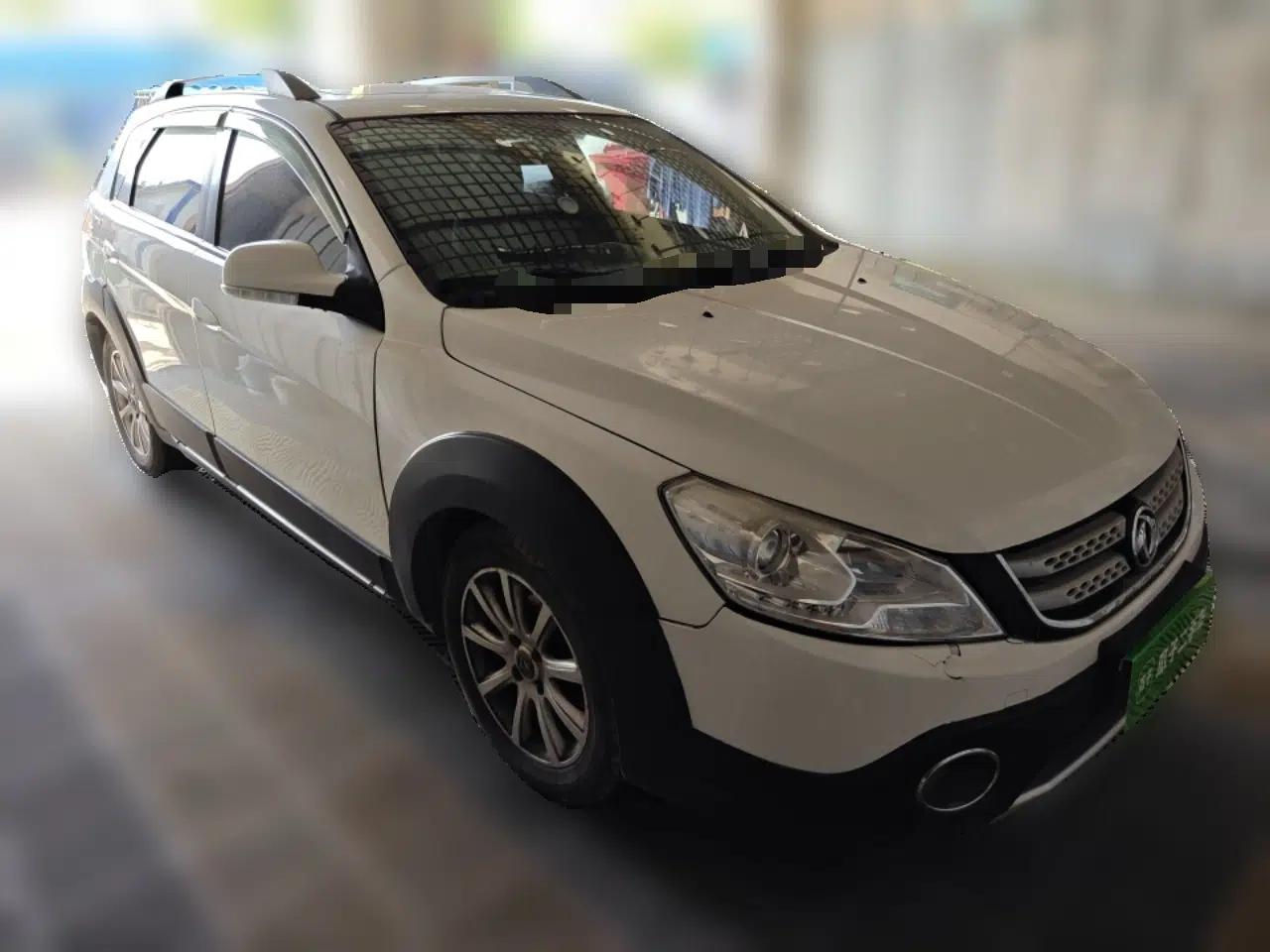 Dongfeng Aeolus H30 2014 CROSS 1.5L Automatic Zunyi Model — миниатюра 3