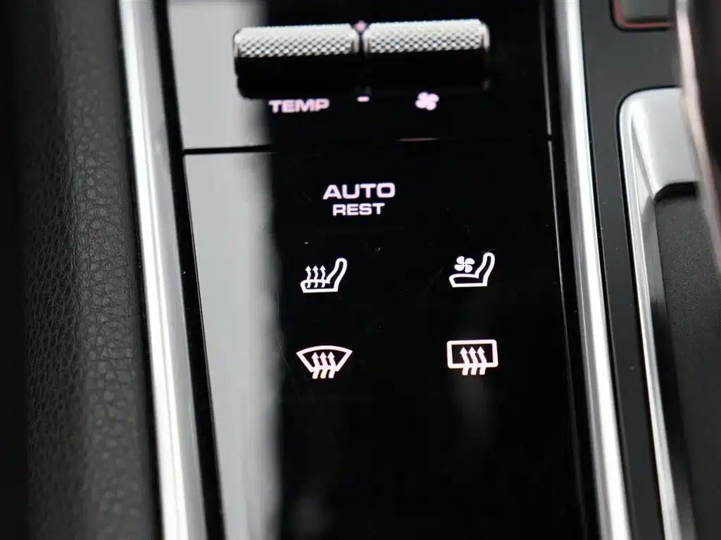 Panamera 4 E-Hybrid 2018 Model 2.9T — миниатюра 19