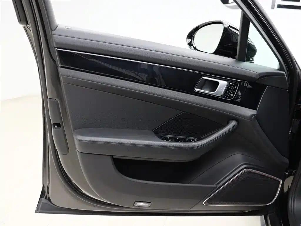 Panamera 4 E-Hybrid 2018 Model 2.9T — миниатюра 5