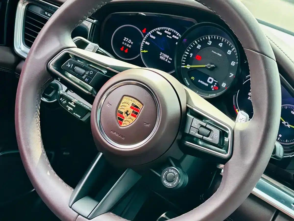 2023 Panamera 4 E-Hybrid 2.9T — миниатюра 17