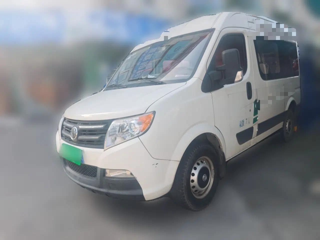Dongfeng Yufeng 2016 2.5T Lingyun Edition Yulibao Premium Short Wheelbase Mid-Roof ZD25 — миниатюра 1