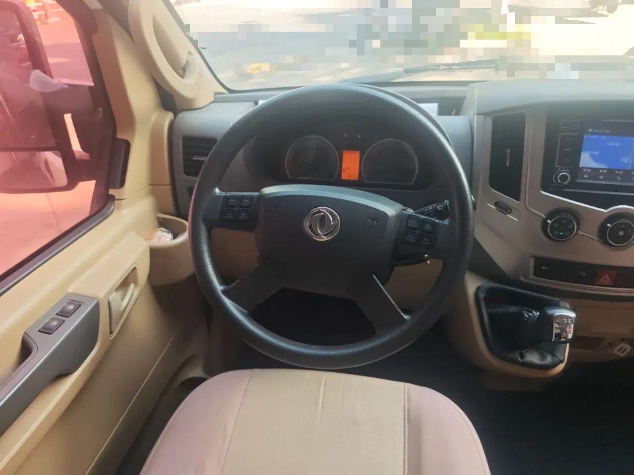 Dongfeng Yufeng 2016 2.5T Lingyun Edition Yulibao Premium Short Wheelbase Mid-Roof ZD25 — миниатюра 11