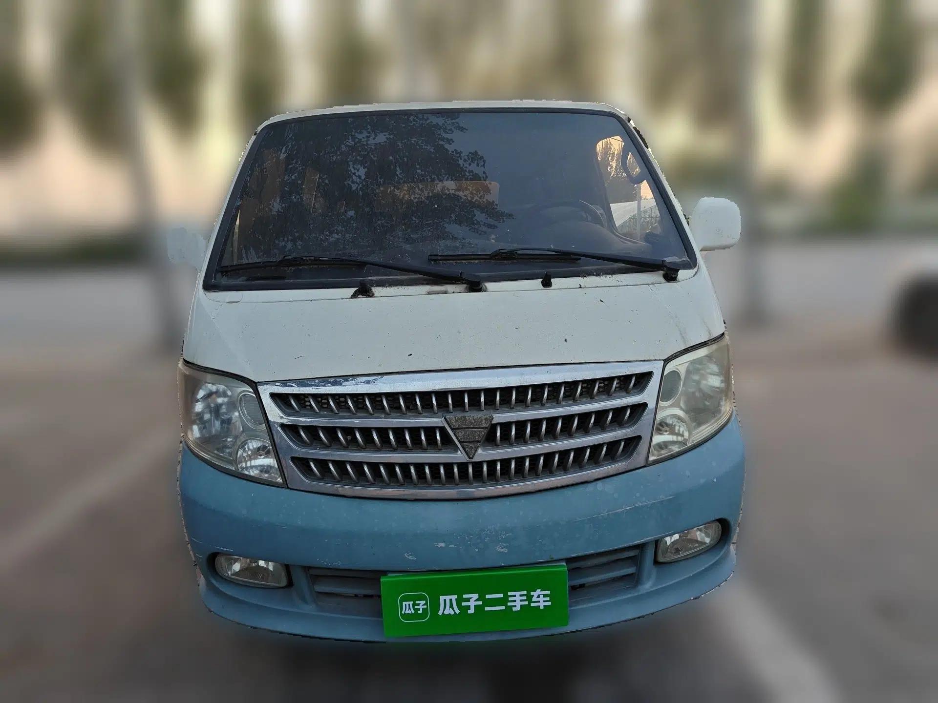 Foton Scenic 2011 2.0L Express Standard Short-Wheelbase Low-Roof 491EQ4A — миниатюра 2