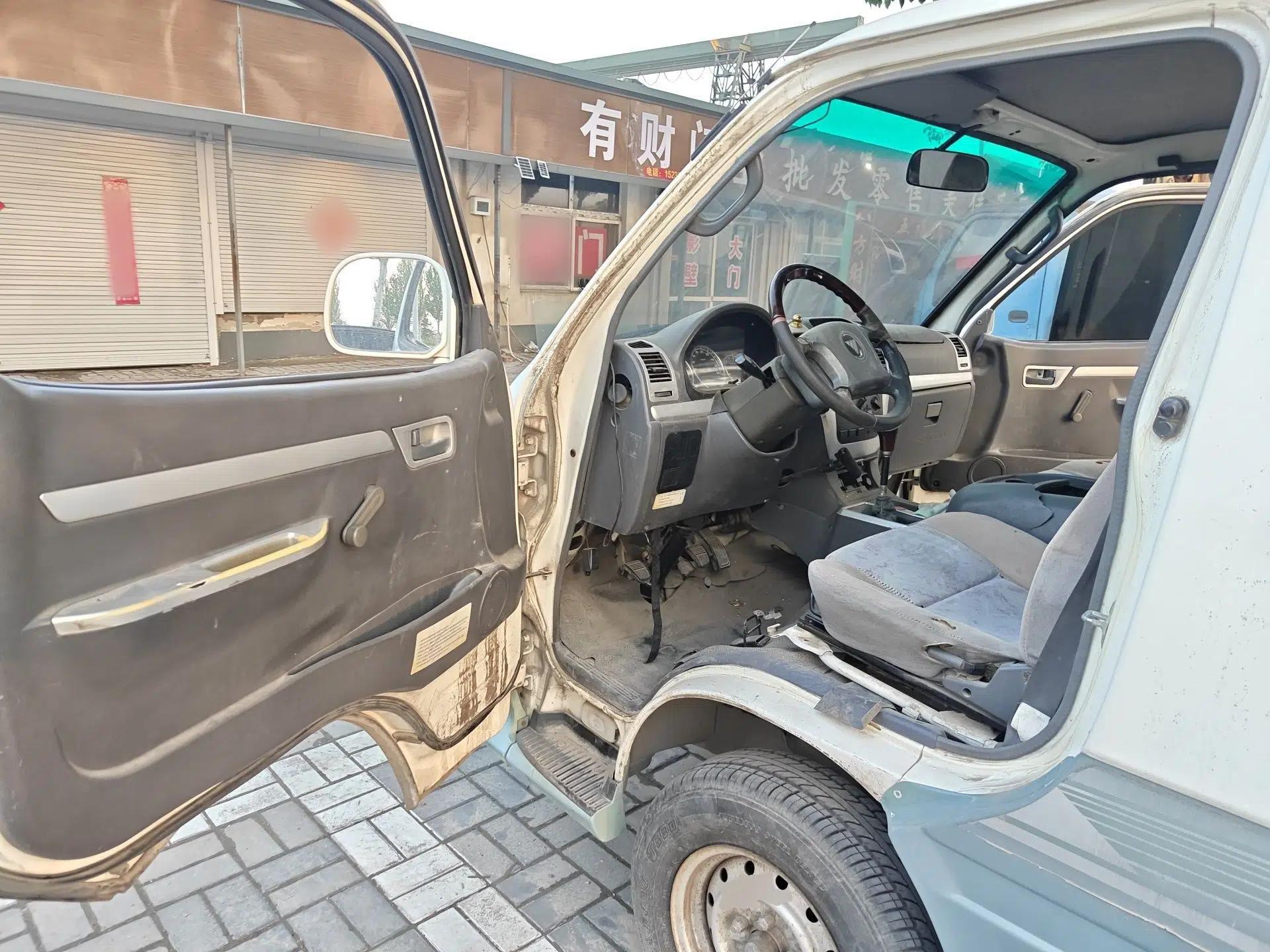 Foton Scenic 2011 2.0L Express Standard Short-Wheelbase Low-Roof 491EQ4A — миниатюра 17
