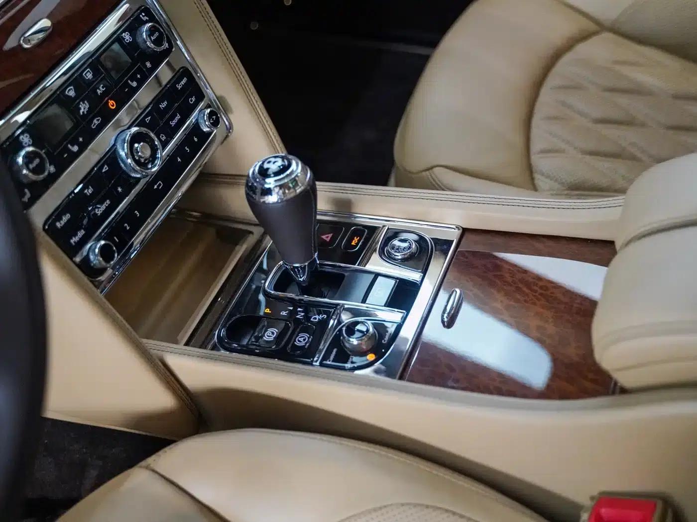 Mulsanne 2017 6.8T Long Wheelbase — миниатюра 14