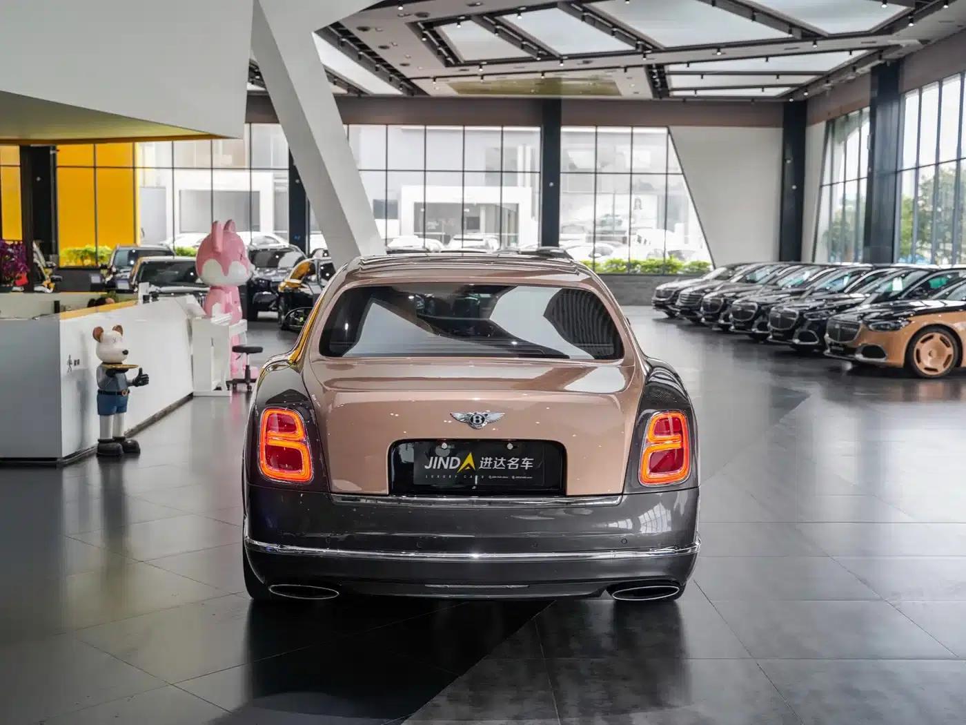 Mulsanne 2017 6.8T Long Wheelbase — миниатюра 19