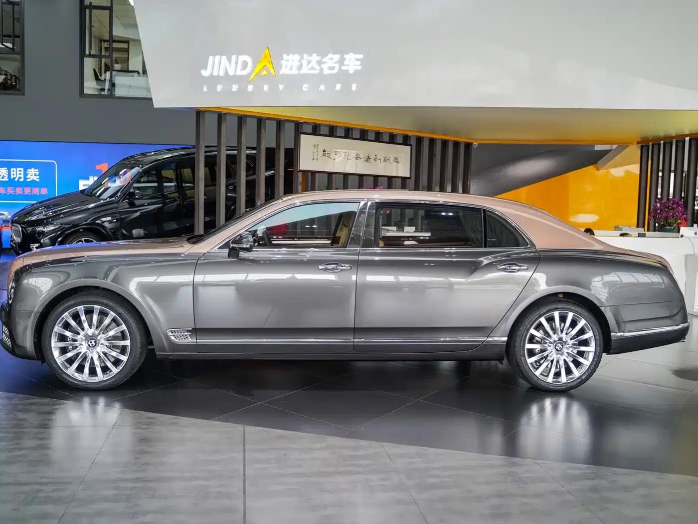 Mulsanne 2017 6.8T Long Wheelbase — миниатюра 22