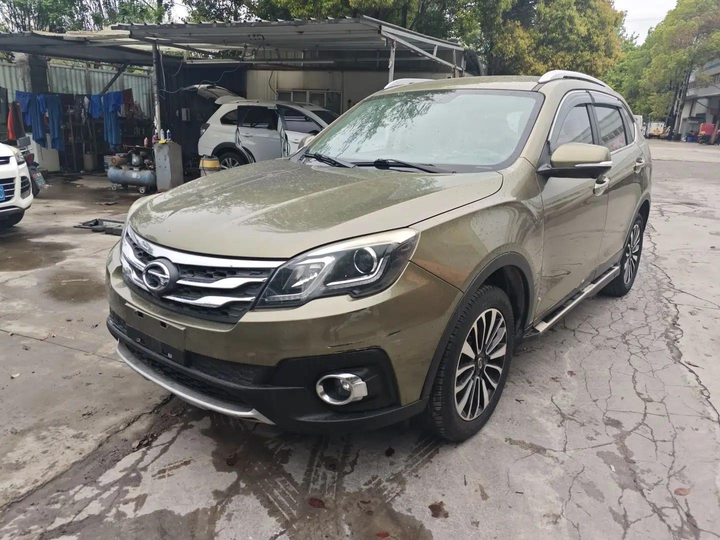 GAC Trumpchi GS5 Super 2015 2.0L Automatic Two-Wheel Drive Luxury Navigation Edition — миниатюра 1