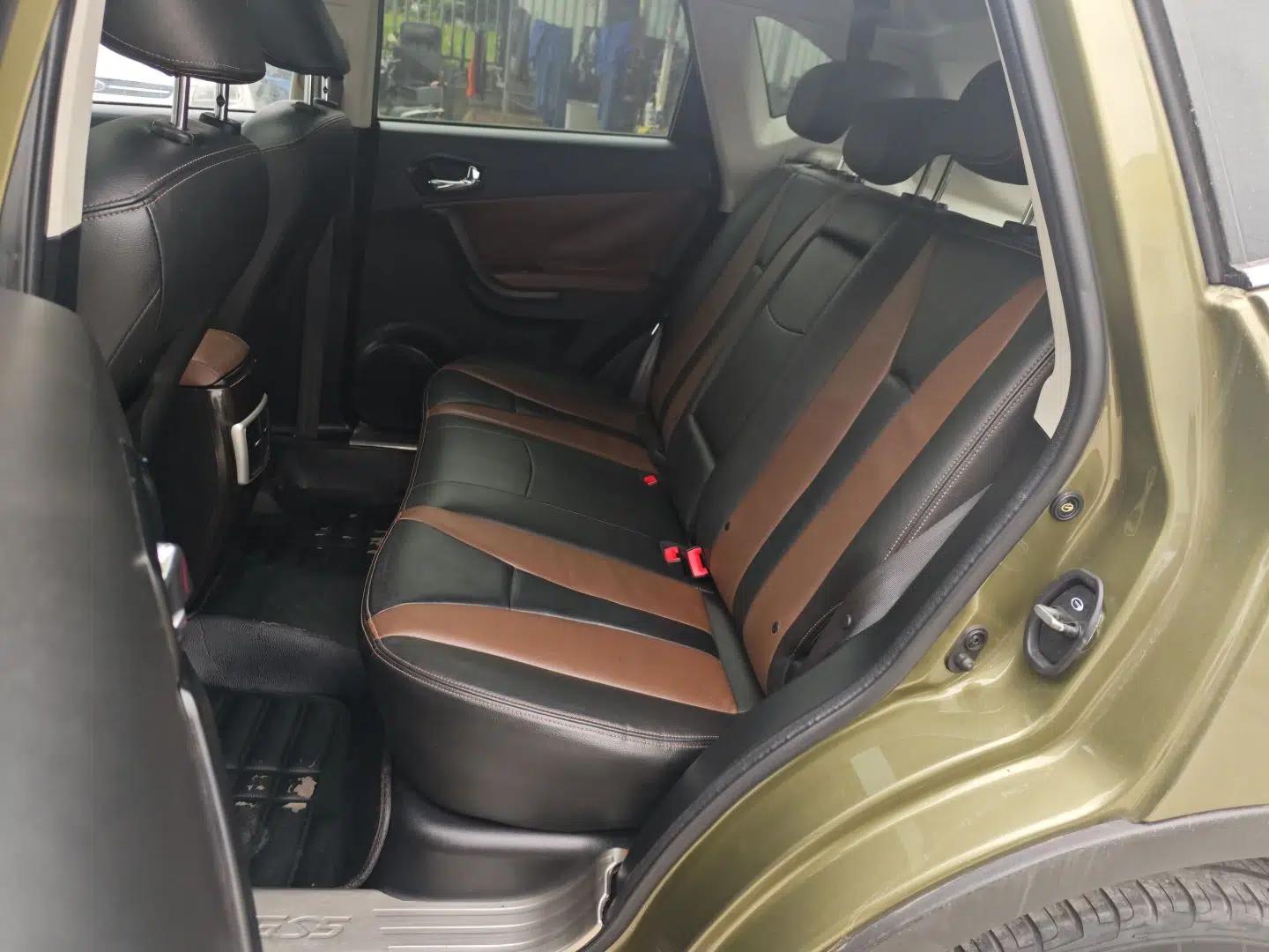 GAC Trumpchi GS5 Super 2015 2.0L Automatic Two-Wheel Drive Luxury Navigation Edition — миниатюра 19