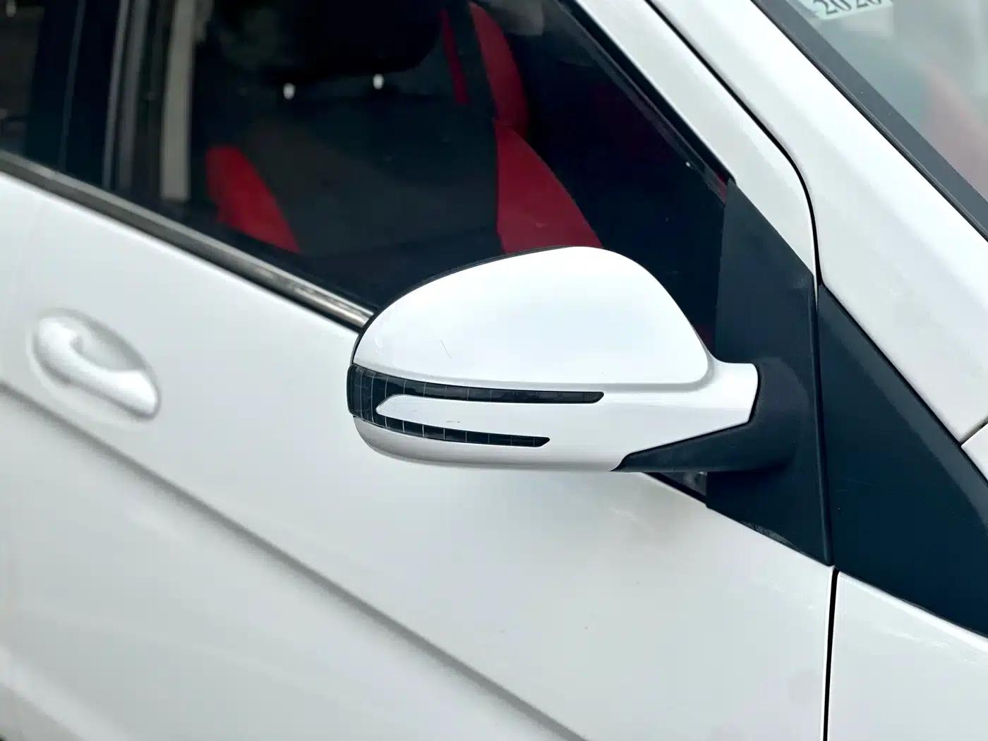 2015 Senova X25 1.5L Manual Elite — миниатюра 15
