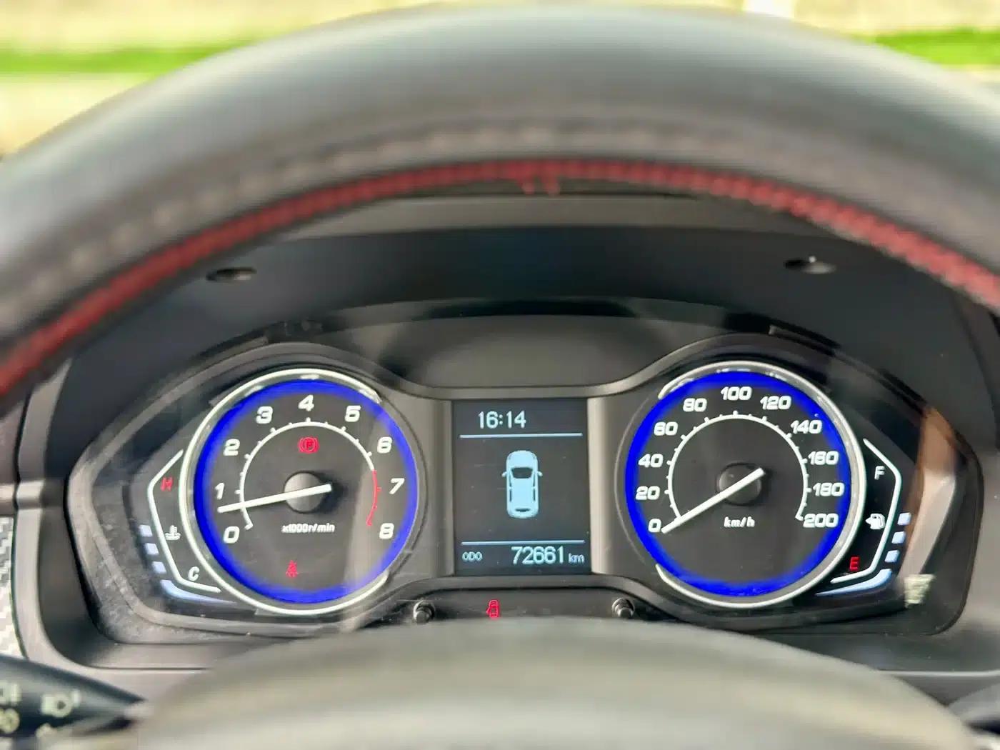 2015 Senova X25 1.5L Manual Elite — миниатюра 39