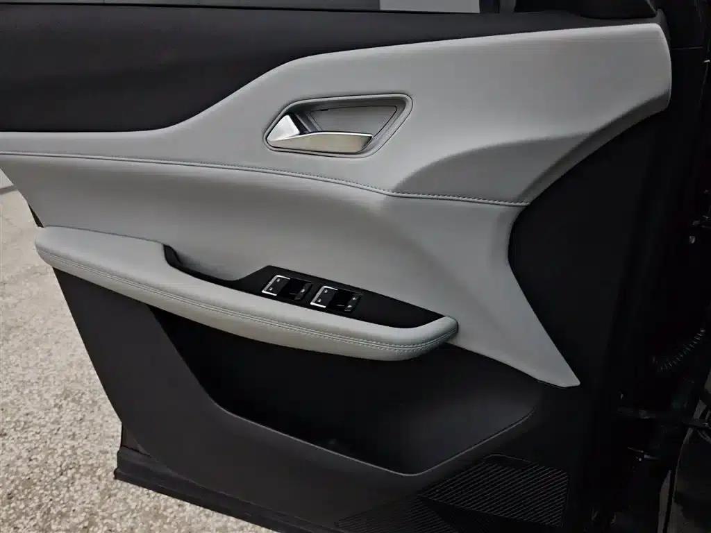 Changan UNI-Z 2025 1.5T Luxury Edition — миниатюра 8