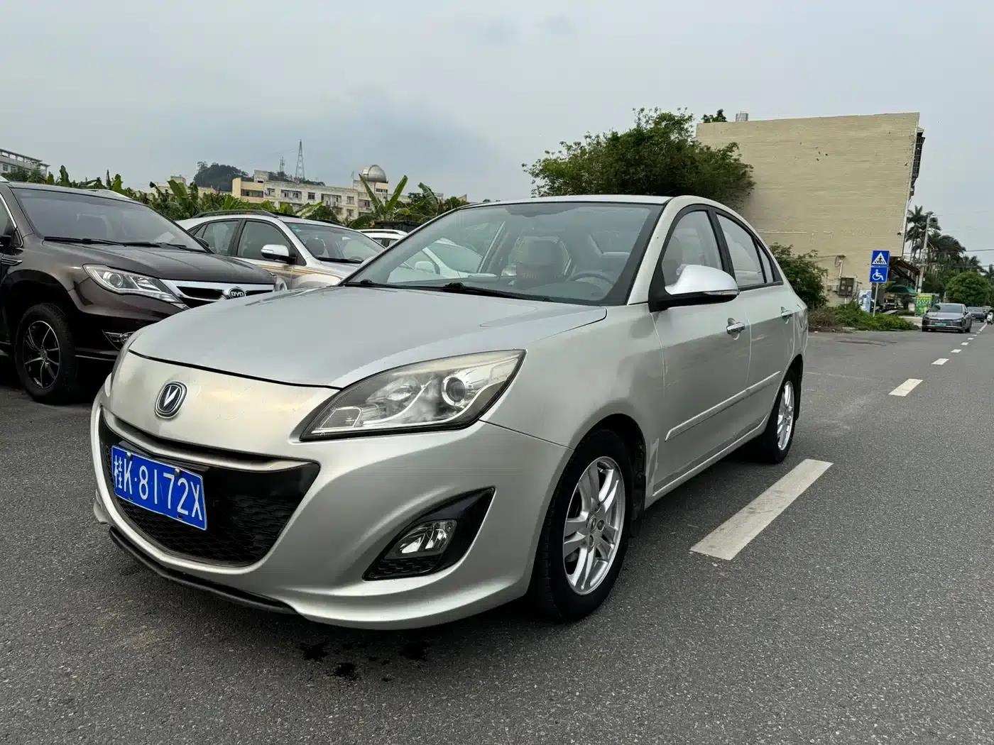 Yuexiang V5 2012 1.5L Automatic Dream Edition — миниатюра 1