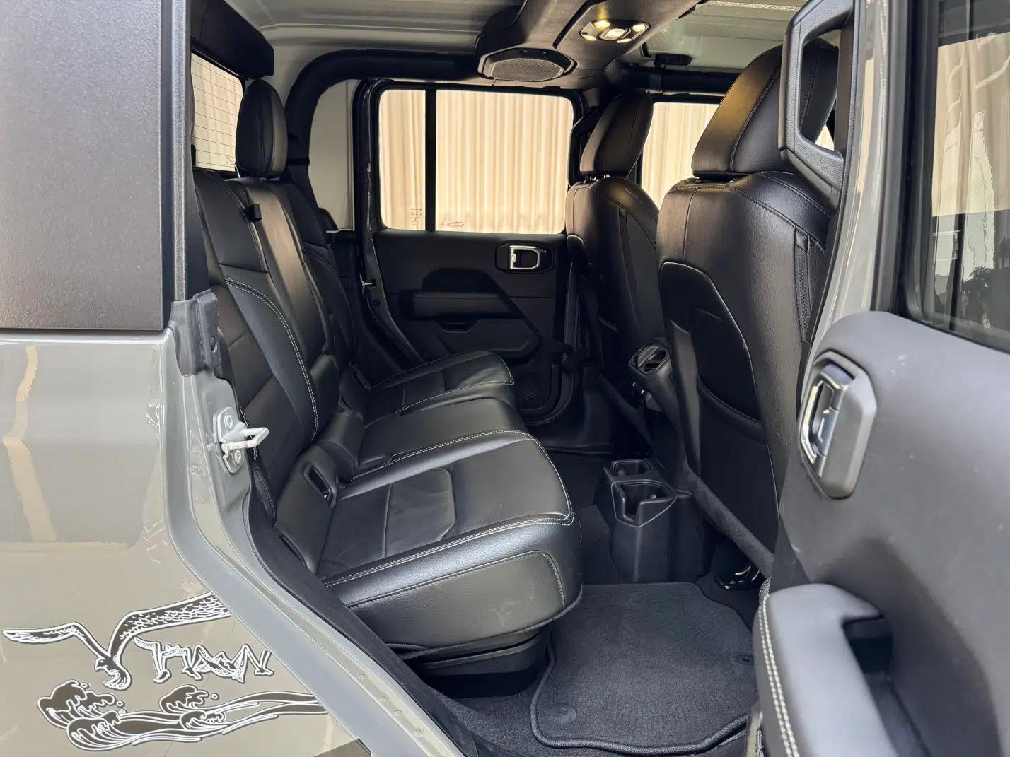 Jeep Gladiator 2022 3.6L Pioneer Edition — миниатюра 22