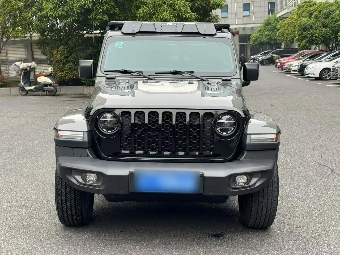 Jeep Gladiator 2022 3.6L Pioneer Edition — миниатюра 4