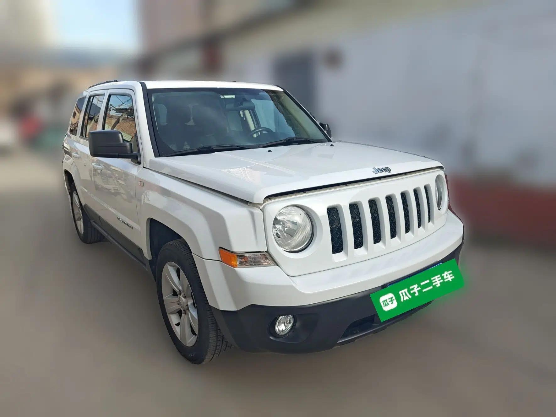 Jeep Patriot 2014 2.0L Sport Edition — миниатюра 3