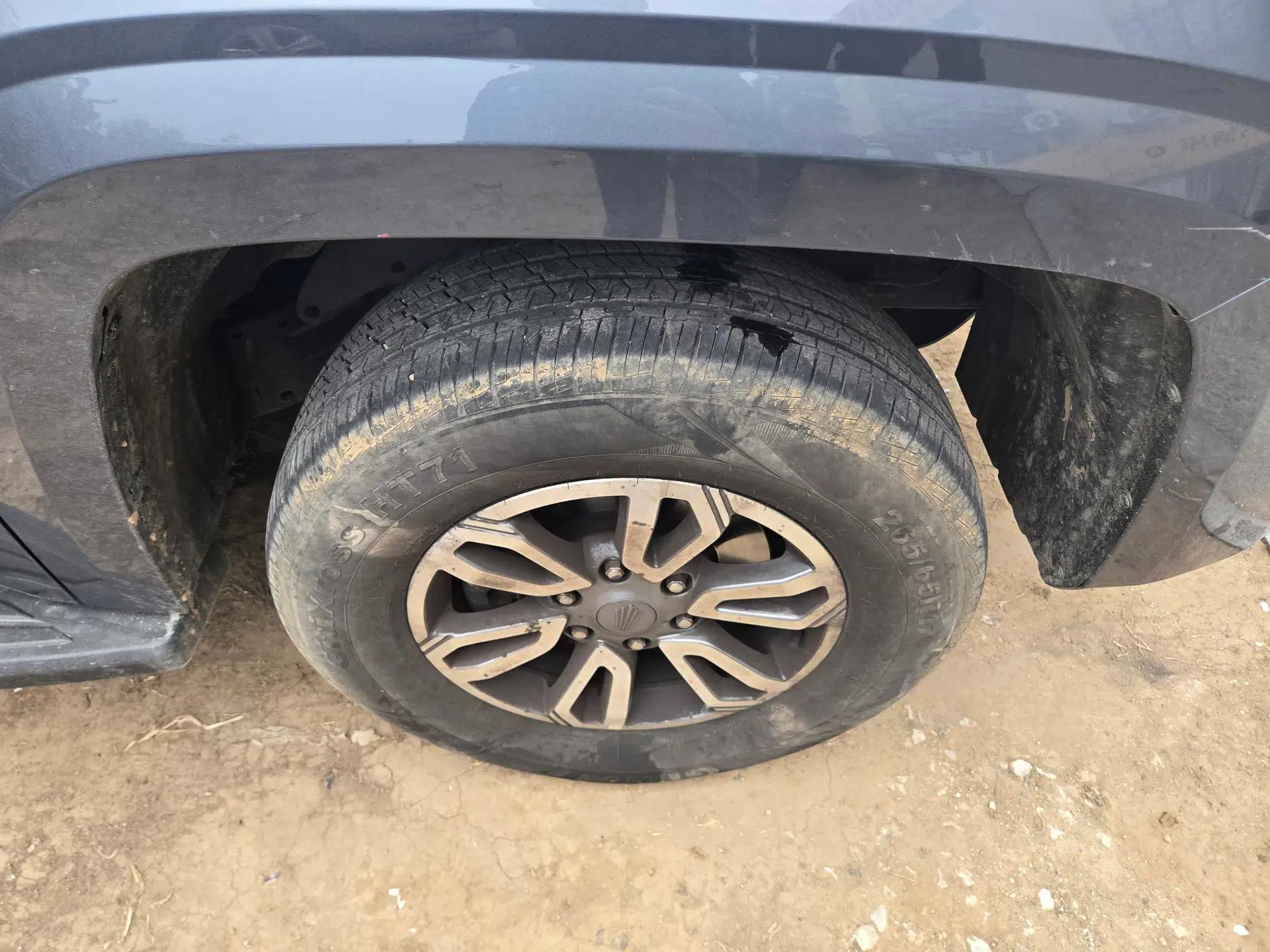 JMC DaDao 2023 All-Purpose 2.3T Diesel Manual Two-Wheel Drive Standard-Wheelbase Comfort Edition — миниатюра 8