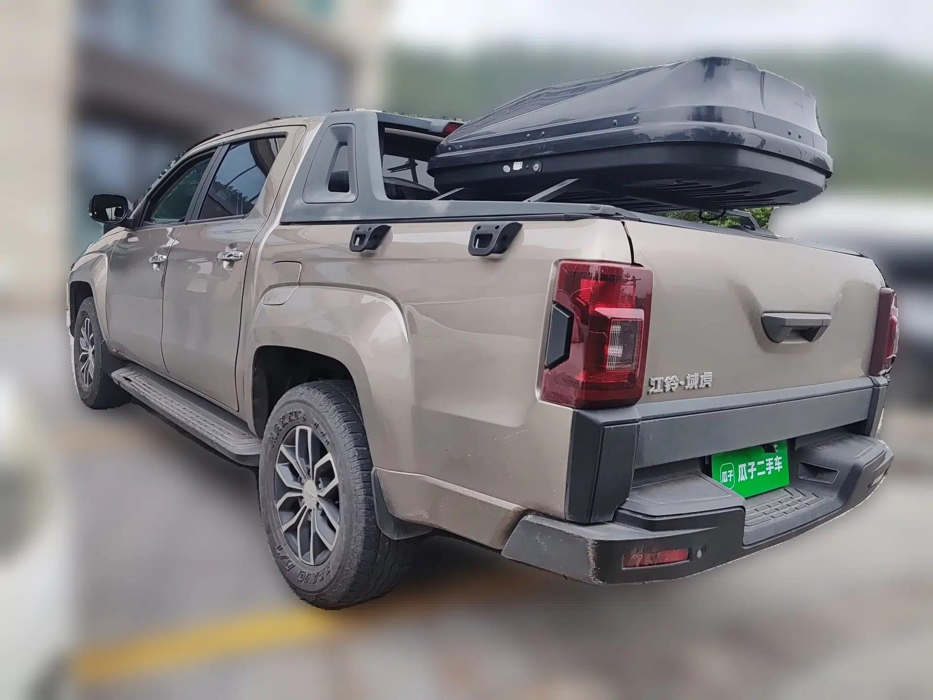JMC Yuhu 7 2017 2.0T Gasoline Automatic Two-Wheel Drive Luxury Edition JX4G20A5L — миниатюра 4