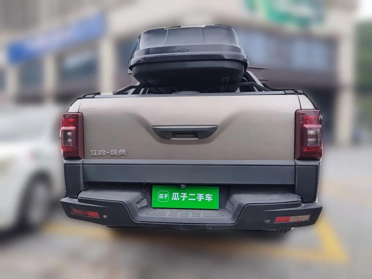 JMC Yuhu 7 2017 2.0T Gasoline Automatic Two-Wheel Drive Luxury Edition JX4G20A5L — миниатюра 5
