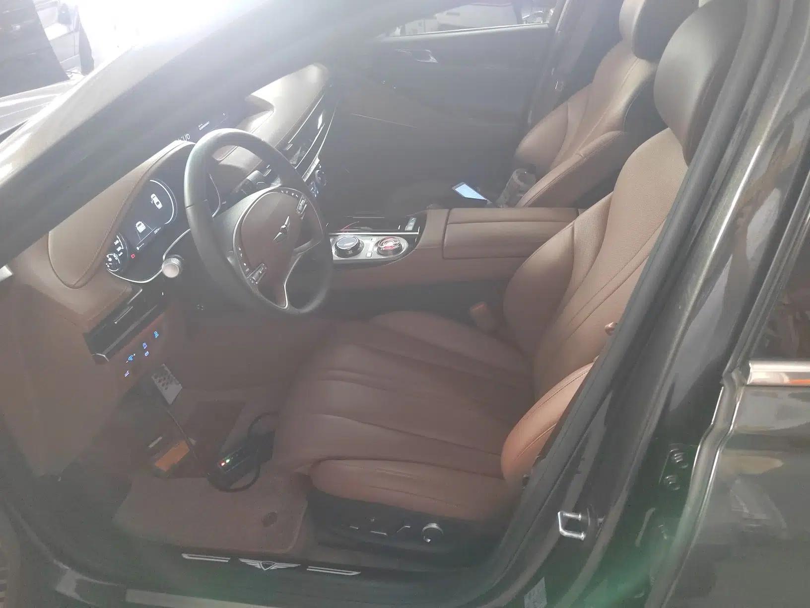 Genesis G80 2023 2.5T Rear-Drive Luxury Edition — миниатюра 18