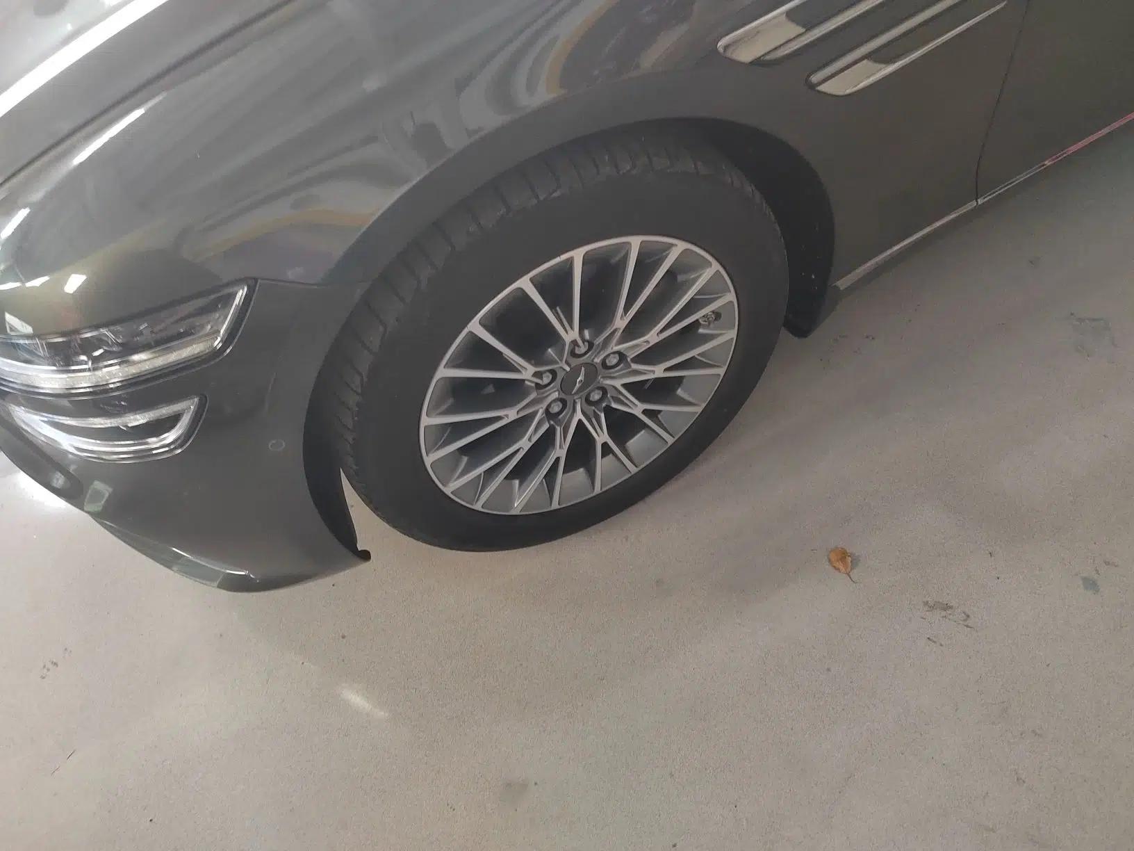 Genesis G80 2023 2.5T Rear-Drive Luxury Edition — миниатюра 8